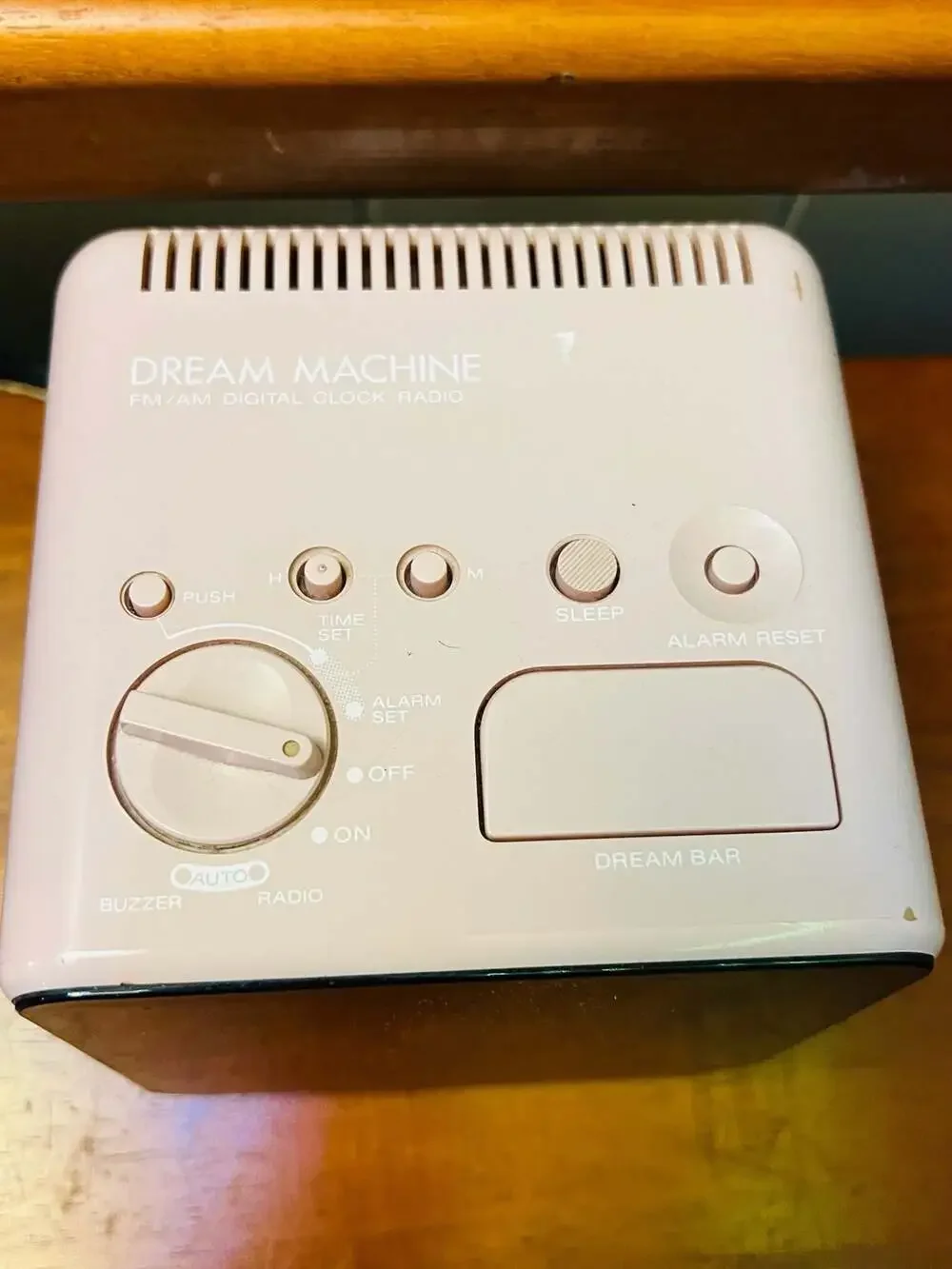 PINK Vintage Sony Dream Machine FM/AM Digital Clock Radio Model ICF-C10W